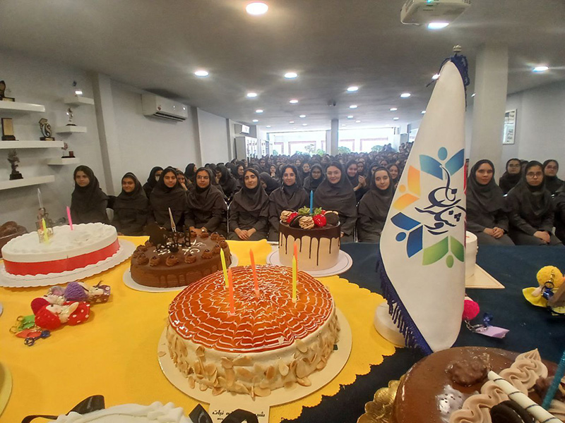 جشن 13آبان 1404 دبیرستان روشنگران دوره دوم منطقه3